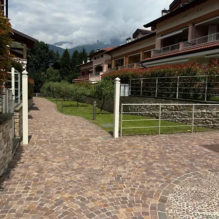 Apartamento Lario Village *